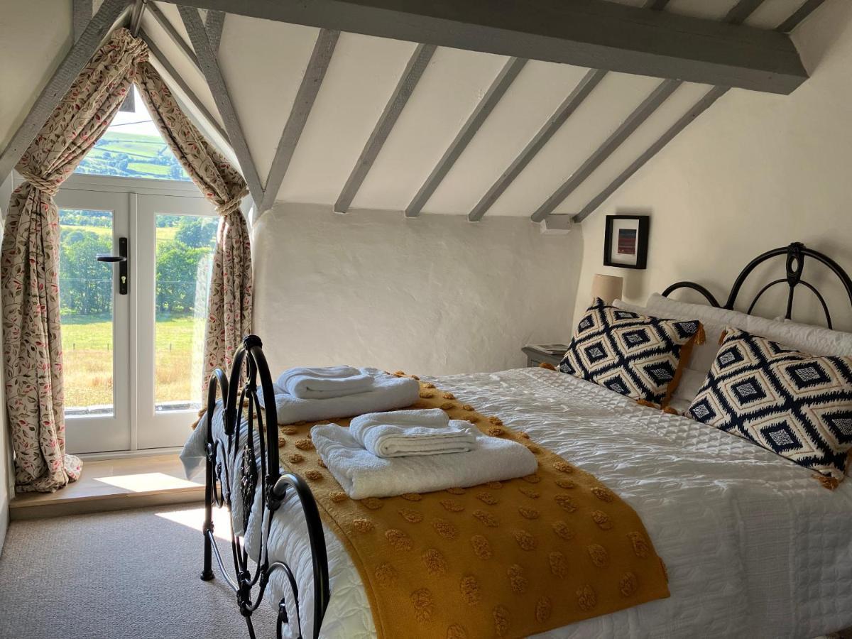 Bed and Breakfast Hares Hideaway At Coed Moelfa Корвен Екстер'єр фото